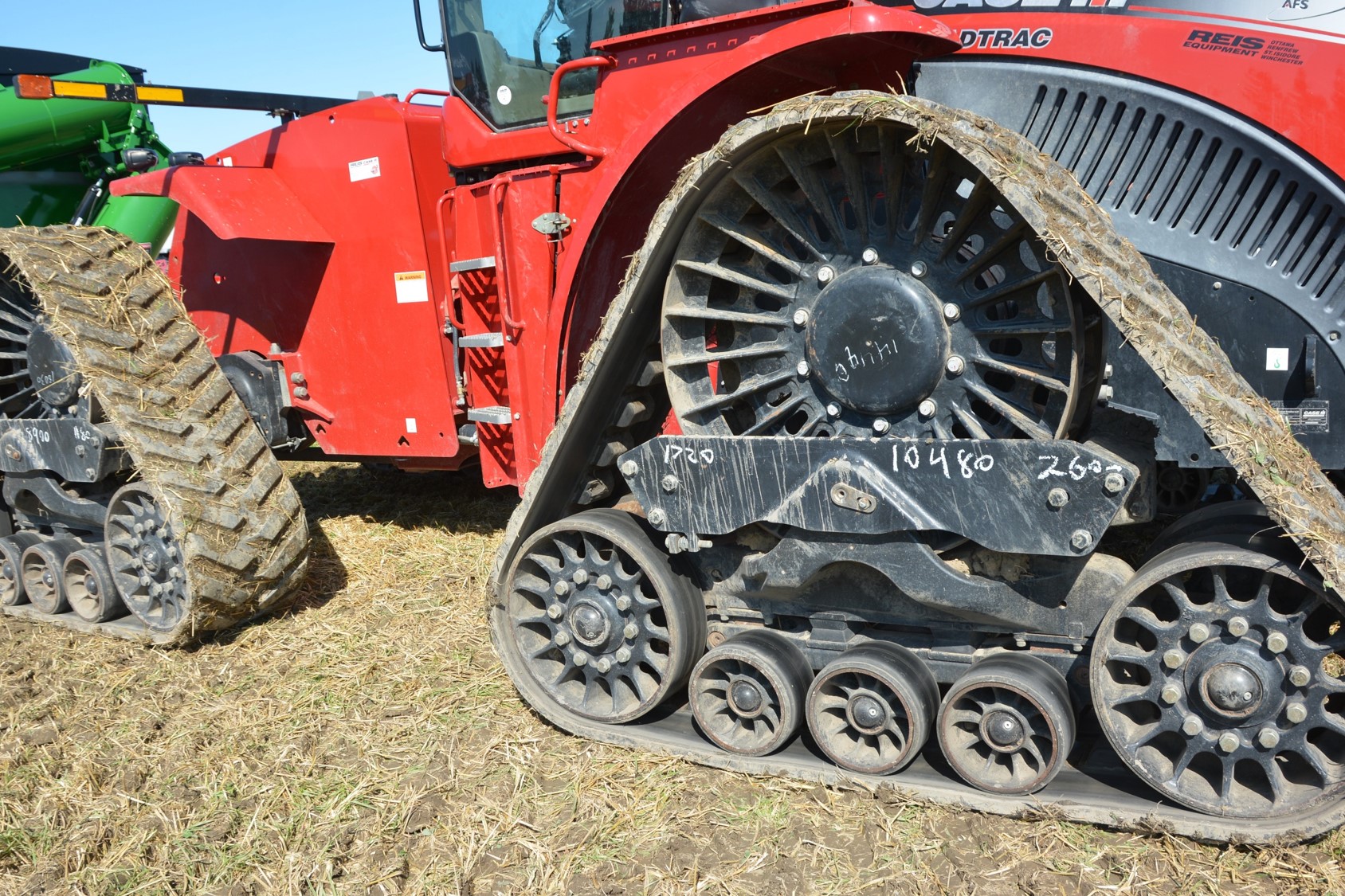 Unit D3+ D33: CaseIH STX420 Articulated Narrow Track Tractor ...